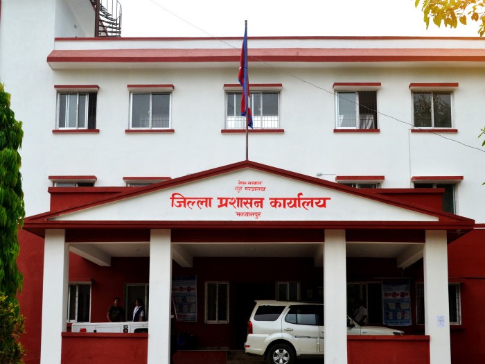 हातहतियार बुझाउन मकवानपुर प्रशासनको आदेश